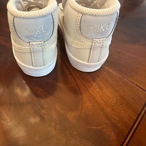 Never worn Toddler Nikes - Size 4.5